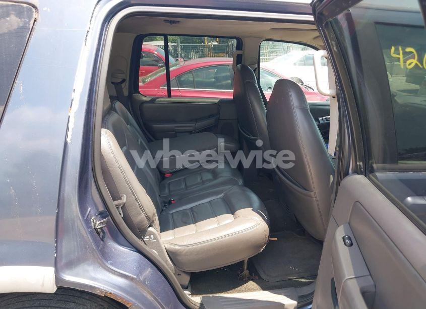 Photo 8 of 2002 Ford Explorer XLT (VIN 1FMZU73E62ZA22171)