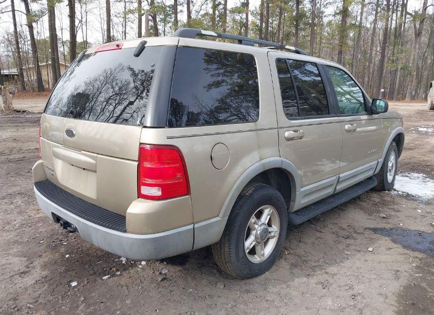 Photo 4 of 2002 Ford Explorer XLT (VIN 1FMZU73E62ZA56157)