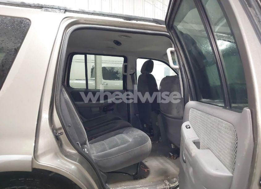 Photo 8 of 2002 Ford Explorer XLT (VIN 1FMZU73E62ZC15579)