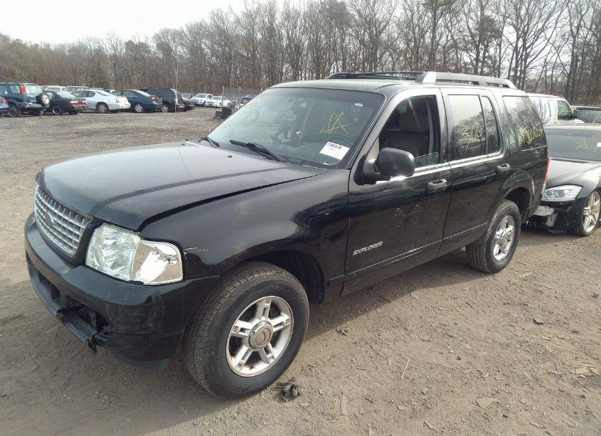Photo 2 of 2005 Ford Explorer XLT/XLT SPORT (VIN 1FMZU73E65UA01712)