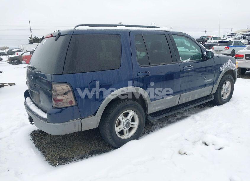 Photo 4 of 2002 Ford Explorer XLT (VIN 1FMZU73E72UC53402)