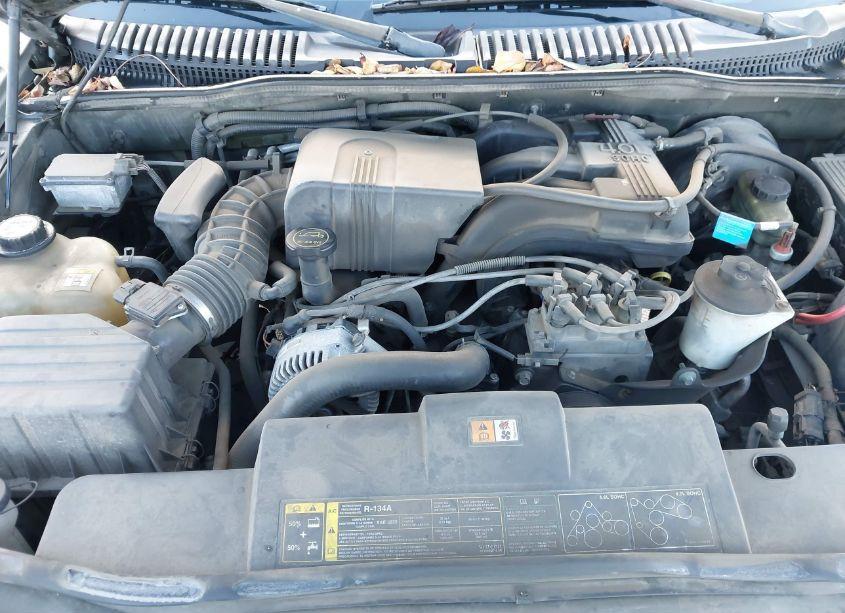 Photo 10 of 2002 Ford Explorer XLT (VIN 1FMZU73E72ZB93205)