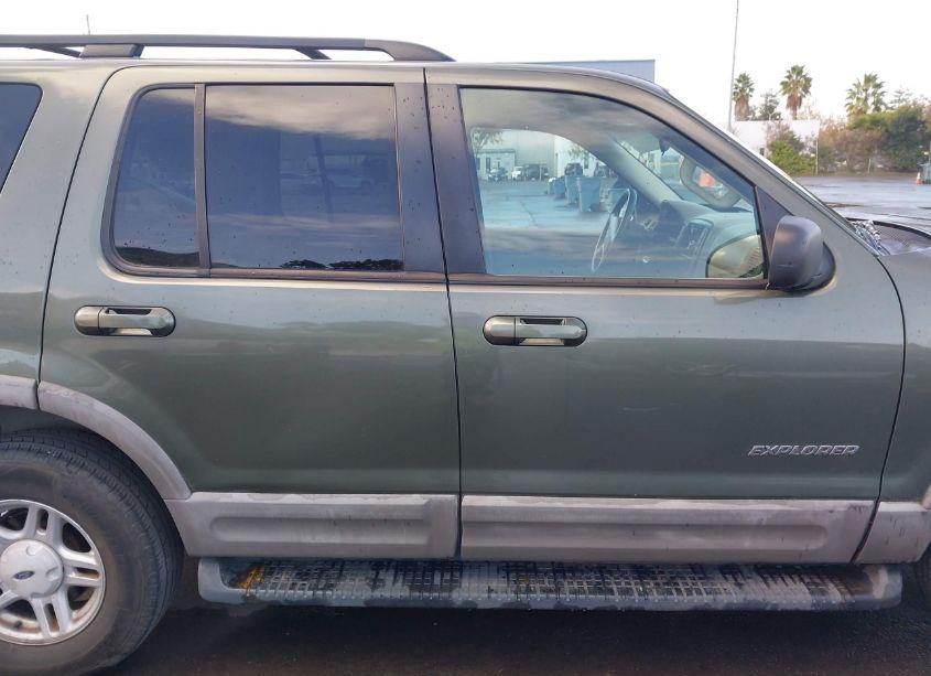 Photo 13 of 2002 Ford Explorer XLT (VIN 1FMZU73E72ZB93205)