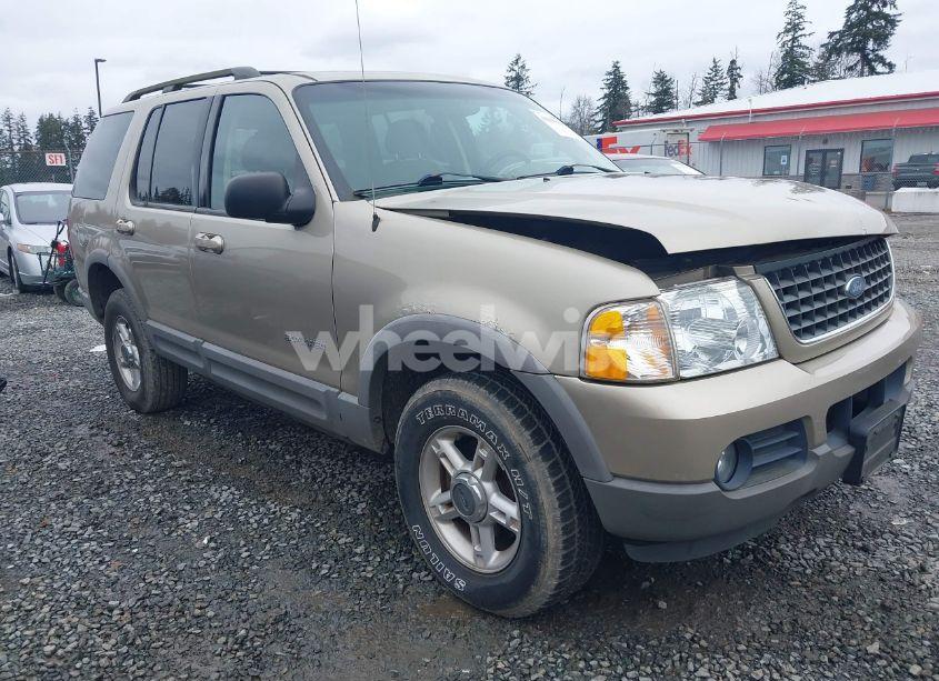 2002 Ford Explorer XLT (VIN 1FMZU73E72ZC15042) main photo