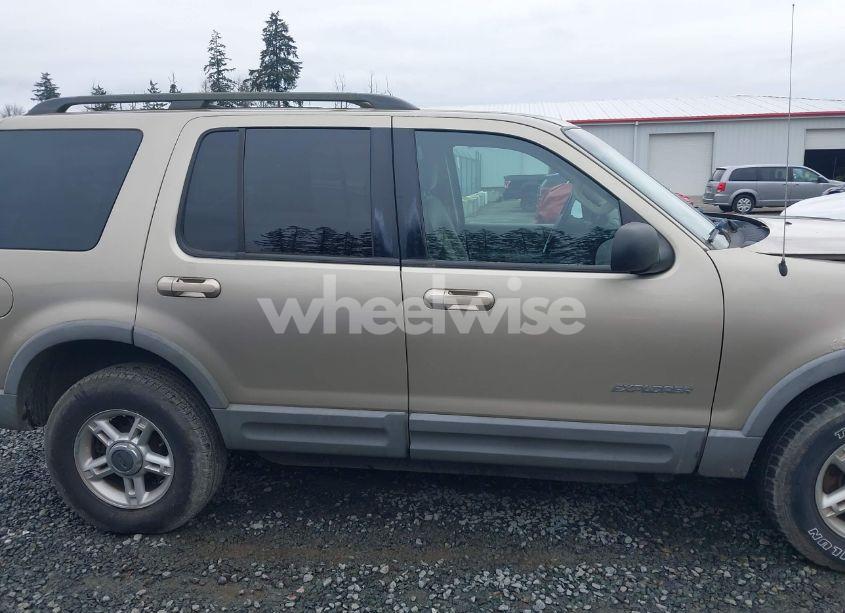 Photo 13 of 2002 Ford Explorer XLT (VIN 1FMZU73E72ZC15042)