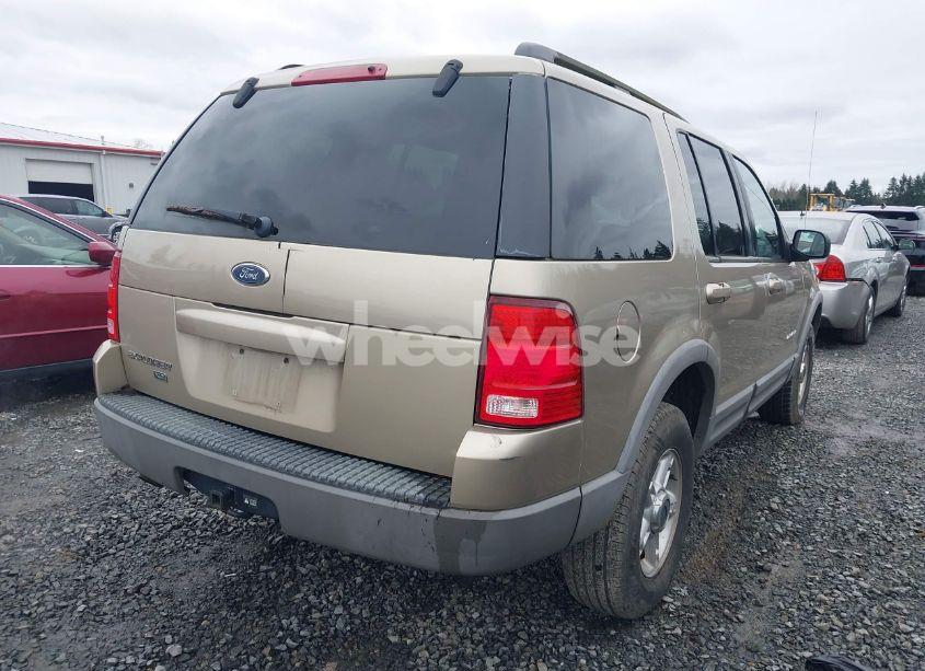 Photo 4 of 2002 Ford Explorer XLT (VIN 1FMZU73E72ZC15042)