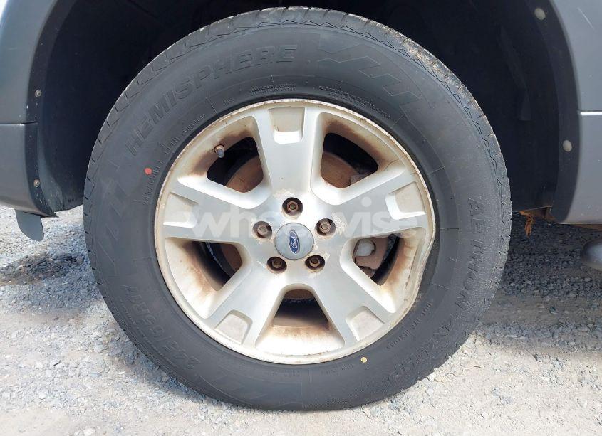 Photo 13 of 2005 Ford Explorer XLT/XLT SPORT (VIN 1FMZU73E75UA32094)