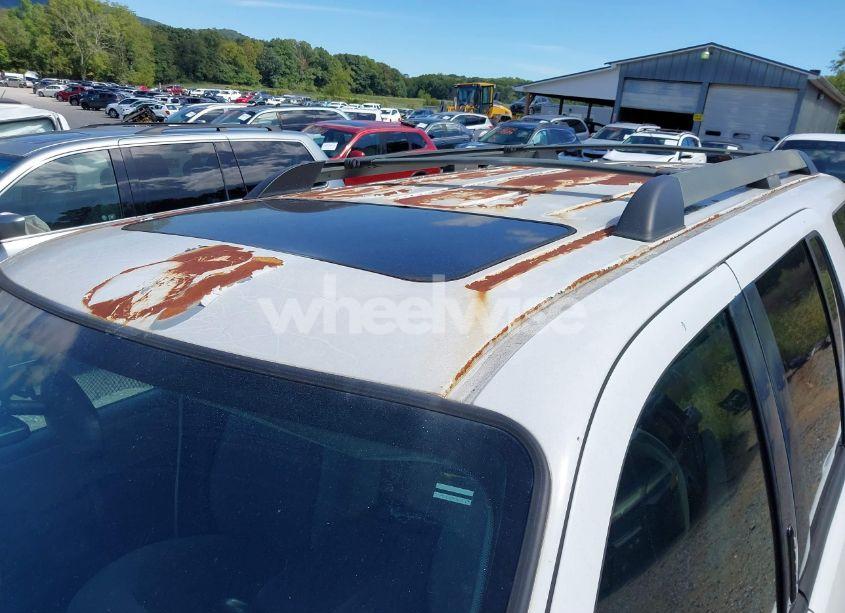 Photo 14 of 2005 Ford Explorer XLT/XLT SPORT (VIN 1FMZU73E75UA32094)