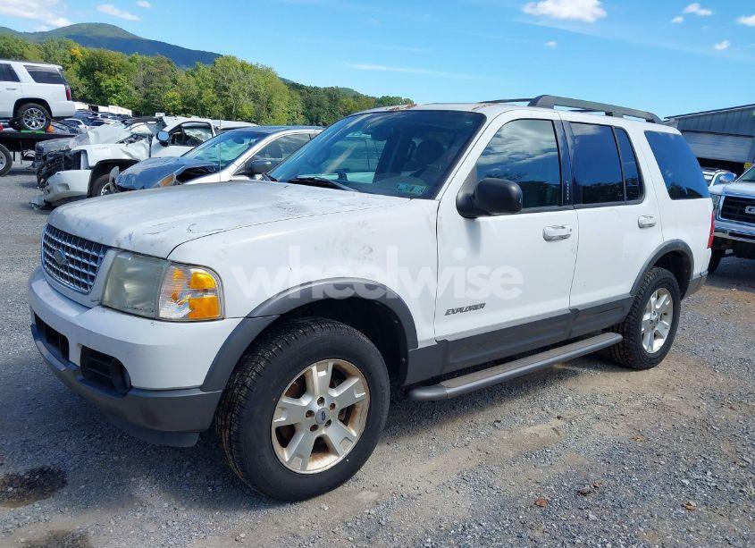Photo 6 of 2005 Ford Explorer XLT/XLT SPORT (VIN 1FMZU73E75UA32094)