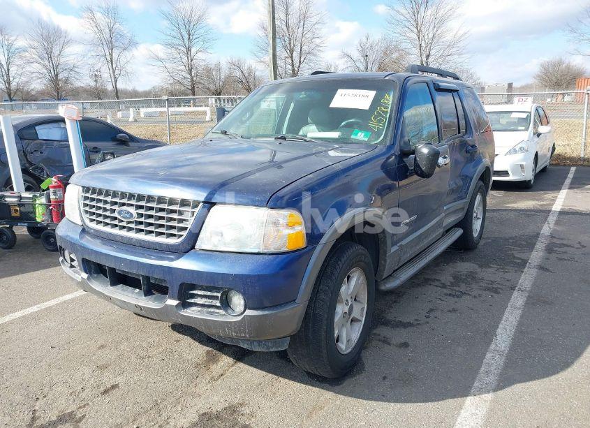 Photo 2 of 2005 Ford Explorer XLT/XLT SPORT (VIN 1FMZU73E75UB35029)