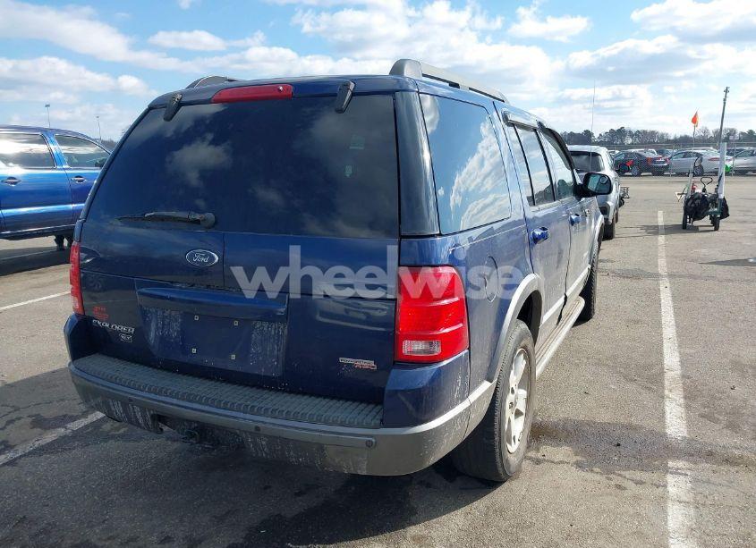 Photo 4 of 2005 Ford Explorer XLT/XLT SPORT (VIN 1FMZU73E75UB35029)