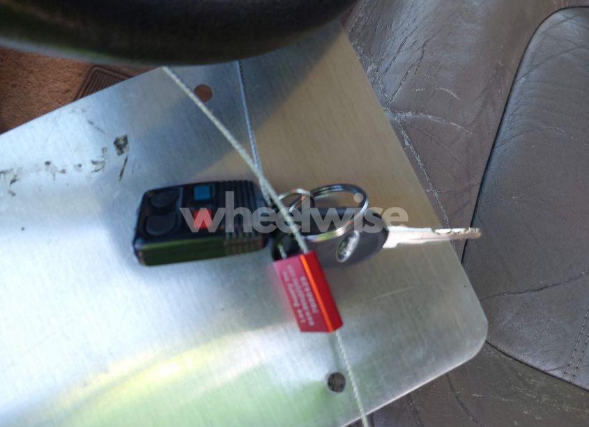 Photo 11 of 2002 Ford Explorer XLT (VIN 1FMZU73E82UC12731)