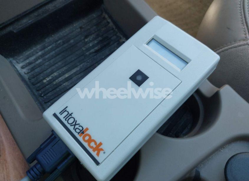 Photo 12 of 2002 Ford Explorer XLT (VIN 1FMZU73E82UC12731)