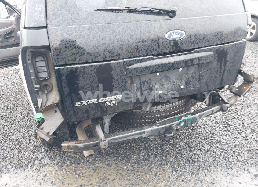 Photo 6 of 2002 Ford Explorer XLT (VIN 1FMZU73E82ZA59304)