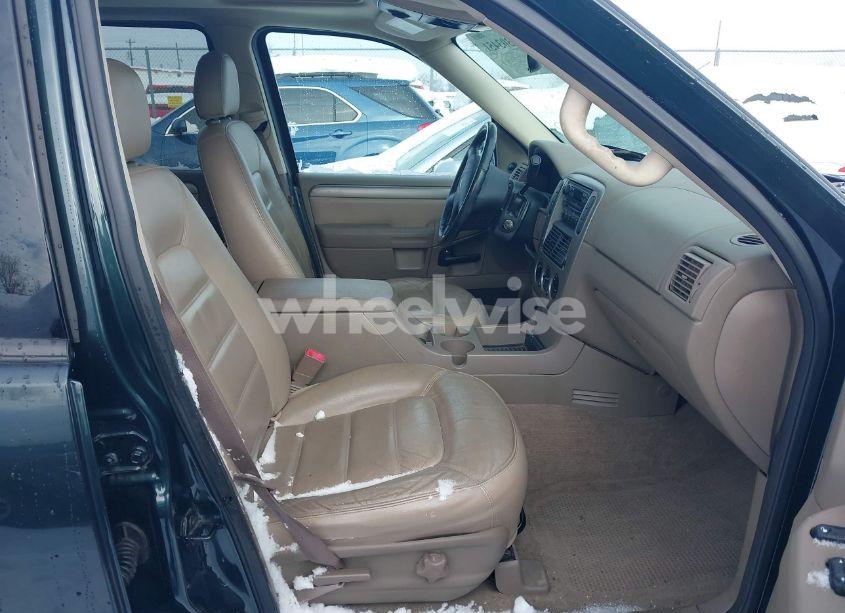 Photo 5 of 2004 Ford Explorer NBX/XLT (VIN 1FMZU73E84ZB27538)