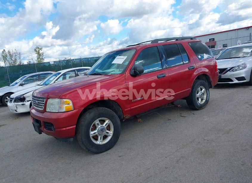Photo 2 of 2005 Ford Explorer XLT/XLT SPORT (VIN 1FMZU73E85UA42438)