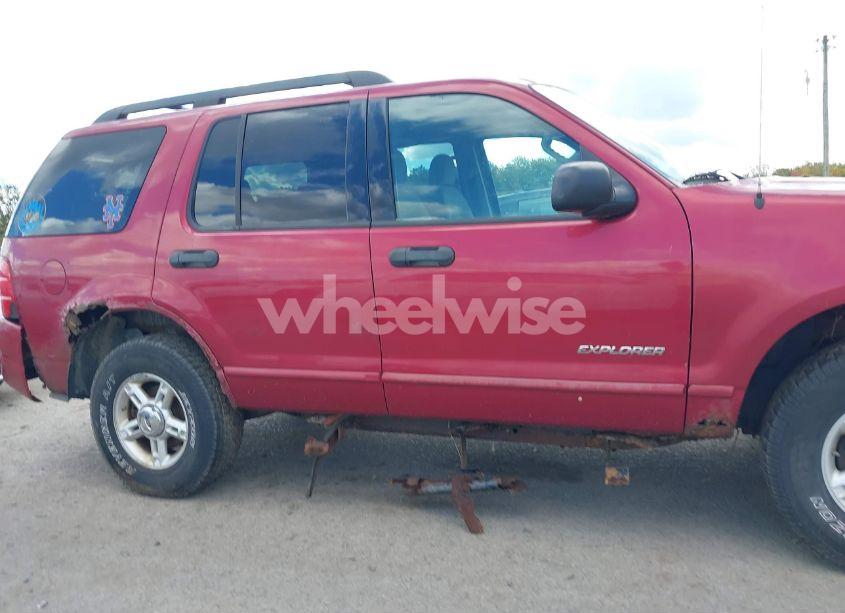 Photo 6 of 2005 Ford Explorer XLT/XLT SPORT (VIN 1FMZU73E85UA42438)