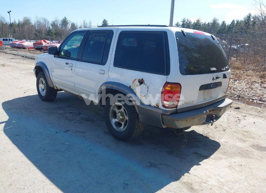 Photo 3 of 2001 Ford Explorer XLT (VIN 1FMZU73E91ZA04178)