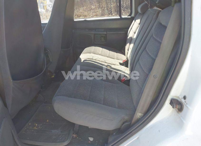 Photo 8 of 2001 Ford Explorer XLT (VIN 1FMZU73E91ZA04178)