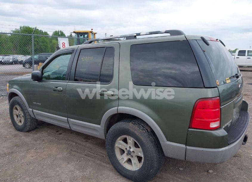 Photo 13 of 2002 Ford Explorer XLT (VIN 1FMZU73E92ZA86236)