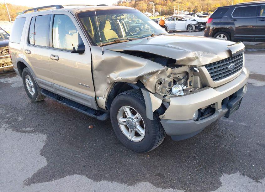 Photo 18 of 2002 Ford Explorer XLT (VIN 1FMZU73E92ZC51928)