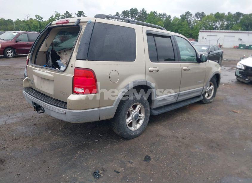 Photo 4 of 2002 Ford Explorer XLT (VIN 1FMZU73EX2ZA92143)