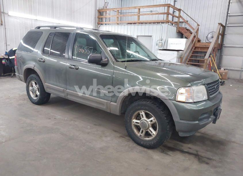 2002 Ford Explorer XLT (VIN 1FMZU73EX2ZB41955) main photo