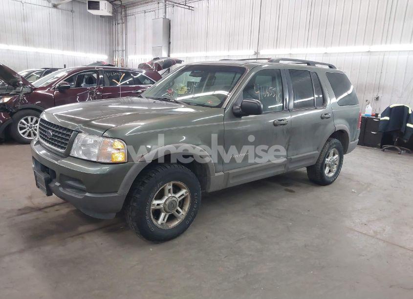 Photo 2 of 2002 Ford Explorer XLT (VIN 1FMZU73EX2ZB41955)