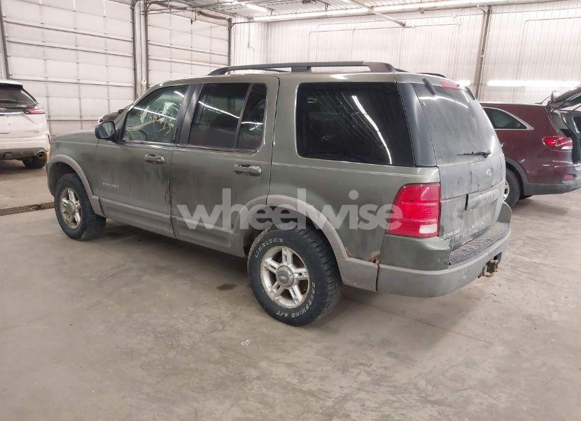 Photo 3 of 2002 Ford Explorer XLT (VIN 1FMZU73EX2ZB41955)