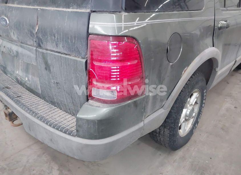 Photo 6 of 2002 Ford Explorer XLT (VIN 1FMZU73EX2ZB41955)