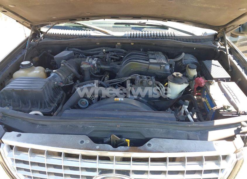 Photo 10 of 2004 Ford Explorer NBX/XLT (VIN 1FMZU73EX4UC35849)