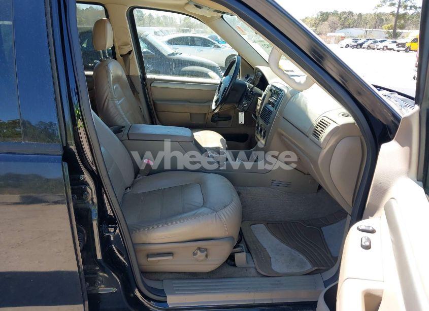 Photo 5 of 2004 Ford Explorer NBX/XLT (VIN 1FMZU73EX4UC35849)