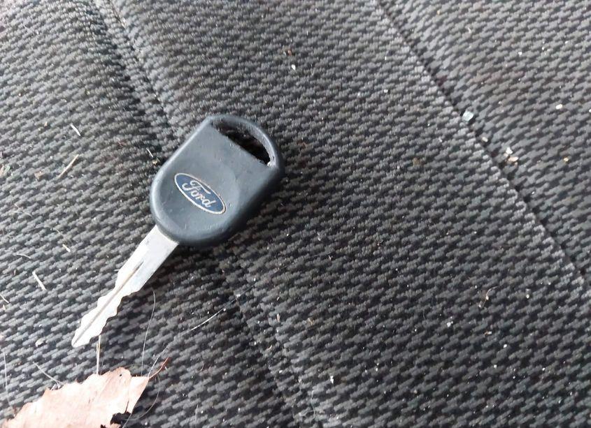 Photo 11 of 2002 Ford Explorer XLT (VIN 1FMZU73K02UD22484)