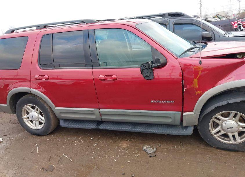Photo 13 of 2002 Ford Explorer XLT (VIN 1FMZU73K02UD22484)