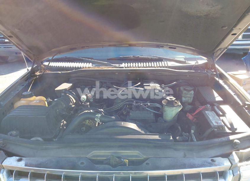 Photo 10 of 2005 Ford Explorer XLT/XLT SPORT (VIN 1FMZU73K05ZA19681)