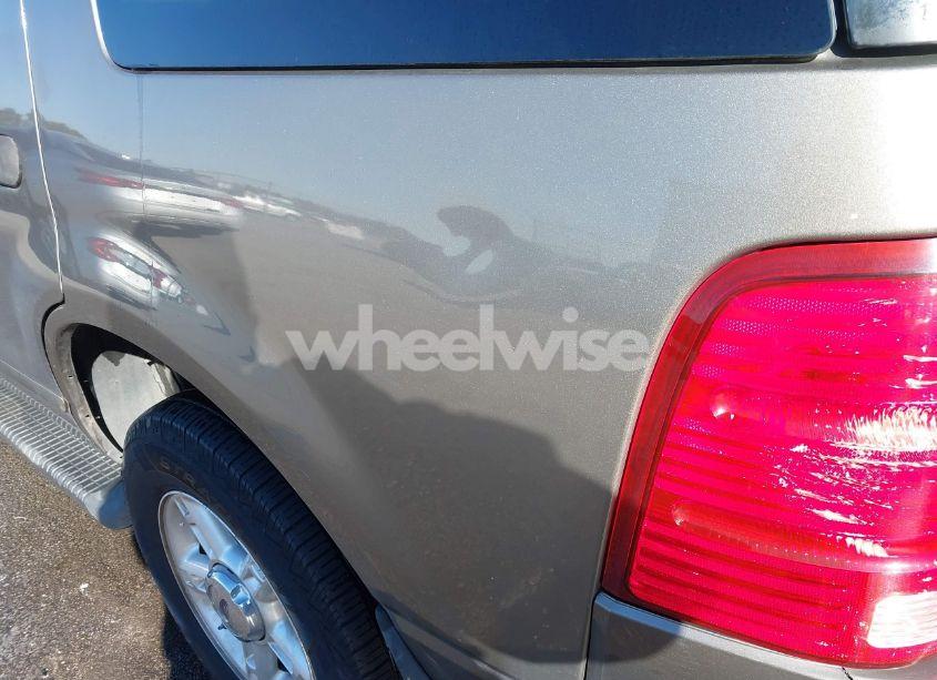 Photo 12 of 2005 Ford Explorer XLT/XLT SPORT (VIN 1FMZU73K05ZA19681)