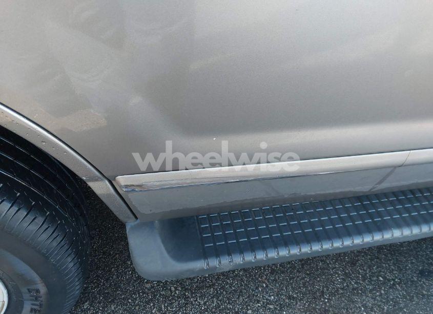 Photo 13 of 2005 Ford Explorer XLT/XLT SPORT (VIN 1FMZU73K05ZA19681)