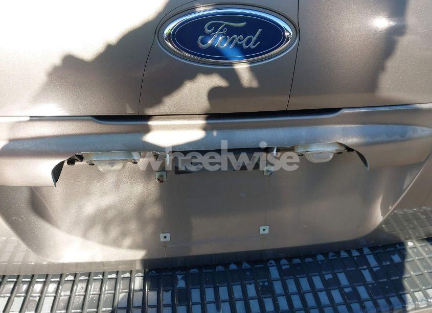 Photo 6 of 2005 Ford Explorer XLT/XLT SPORT (VIN 1FMZU73K05ZA19681)