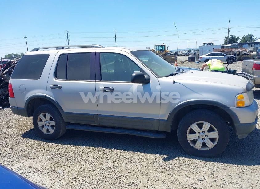 Photo 13 of 2003 Ford Explorer NBX/XLT (VIN 1FMZU73K13ZA43498)