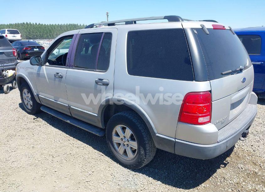 Photo 3 of 2003 Ford Explorer NBX/XLT (VIN 1FMZU73K13ZA43498)