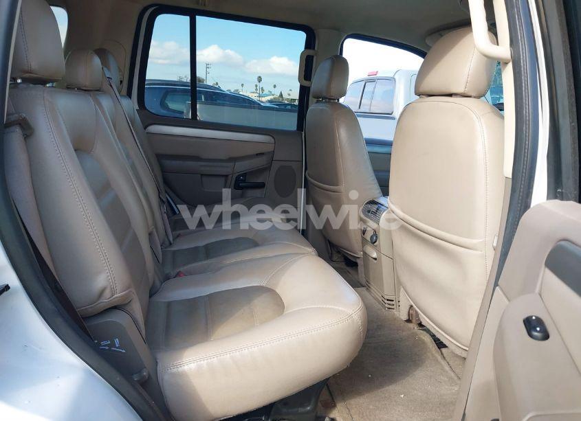 Photo 8 of 2004 Ford Explorer NBX/XLT (VIN 1FMZU73K14ZA14522)