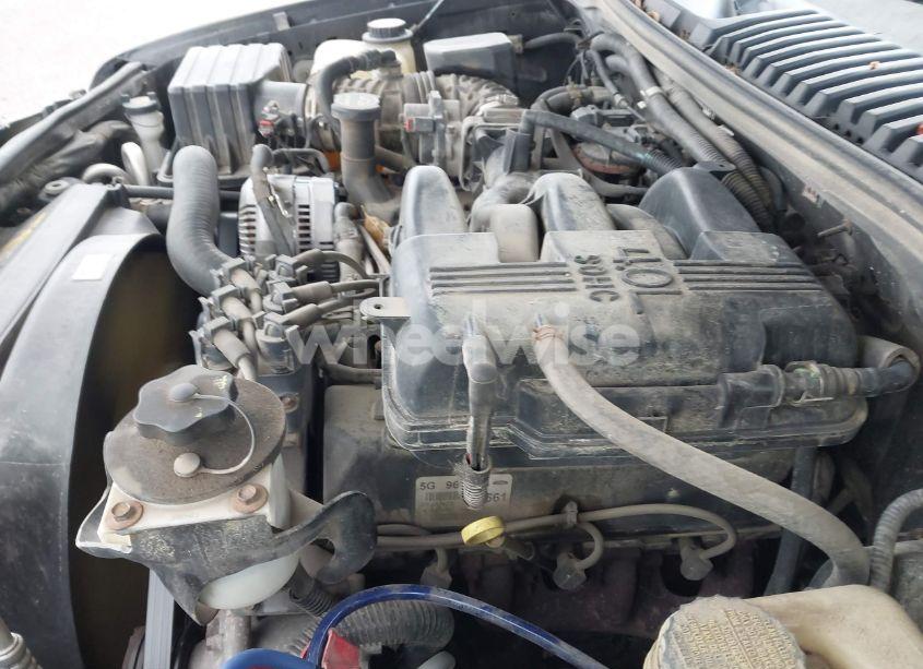 Photo 10 of 2005 Ford Explorer XLT/XLT SPORT (VIN 1FMZU73K15UB36750)