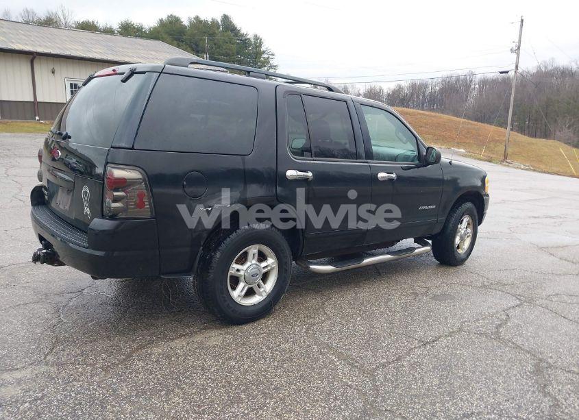 Photo 4 of 2004 Ford Explorer NBX/XLT (VIN 1FMZU73K24UA34341)
