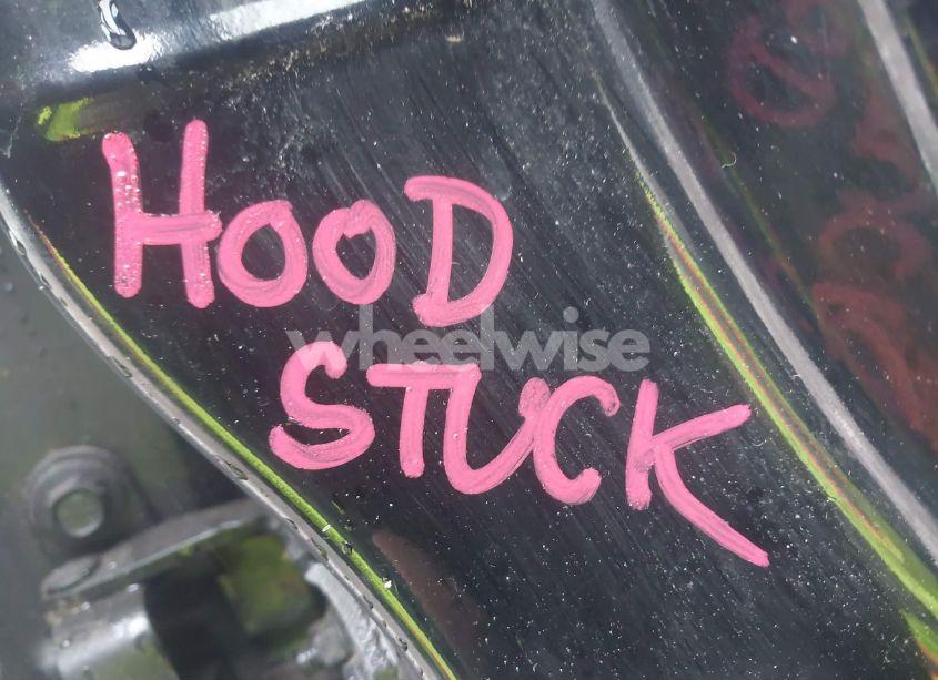 Photo 10 of 2005 Ford Explorer XLT/XLT SPORT (VIN 1FMZU73K25UA74615)