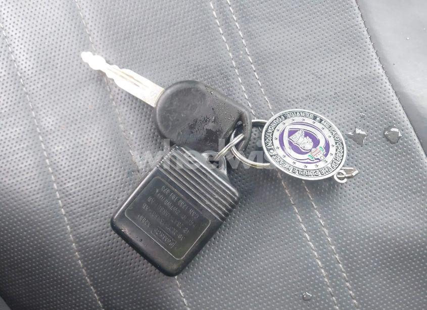 Photo 11 of 2005 Ford Explorer XLT/XLT SPORT (VIN 1FMZU73K25UA74615)