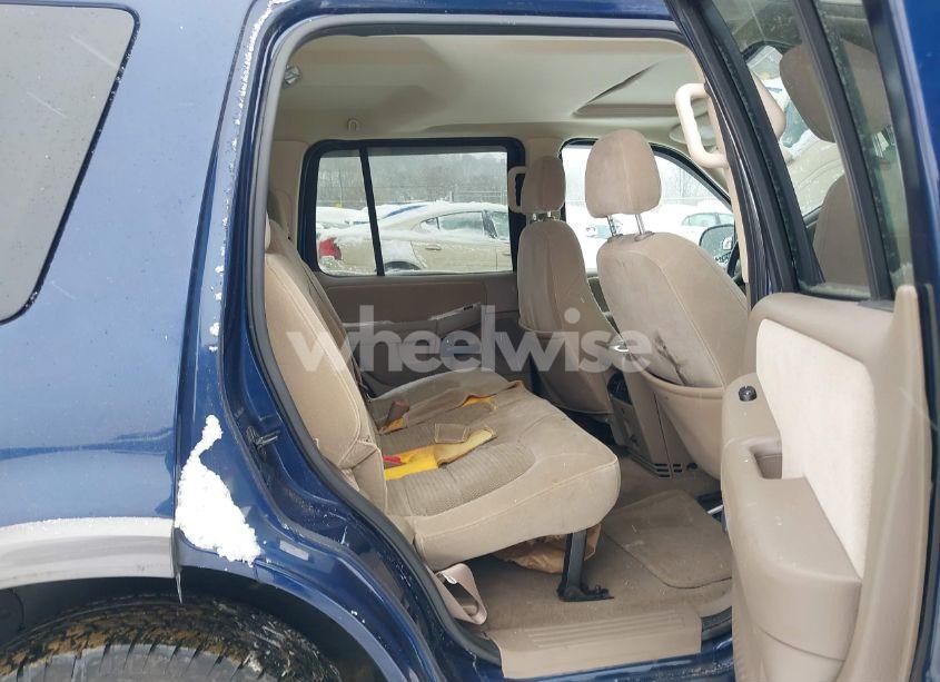 Photo 8 of 2005 Ford Explorer XLT/XLT SPORT (VIN 1FMZU73K25UB71913)