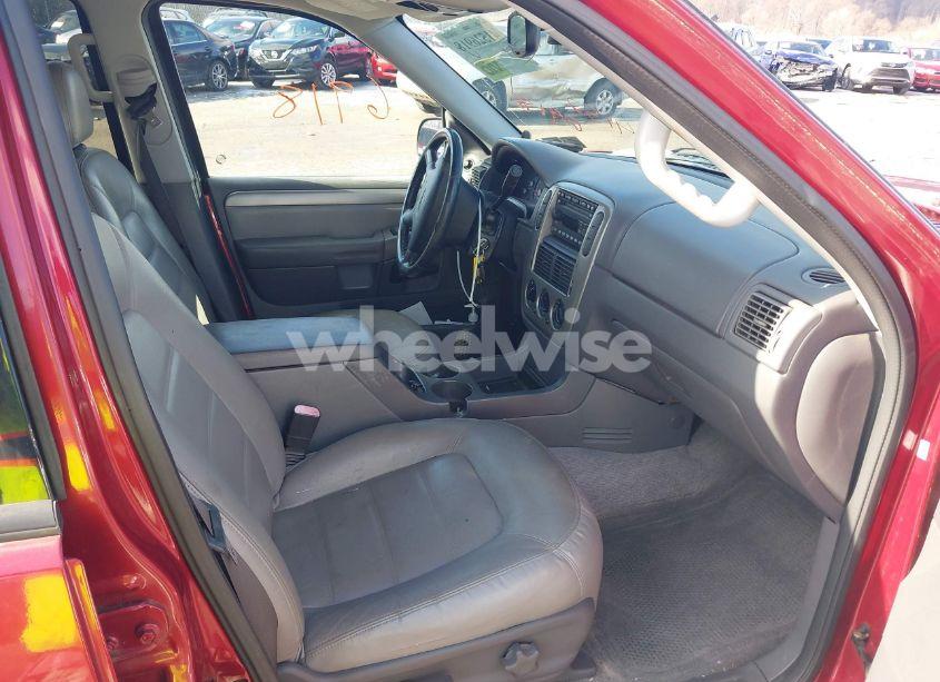 Photo 5 of 2004 Ford Explorer NBX/XLT (VIN 1FMZU73K34UB63575)