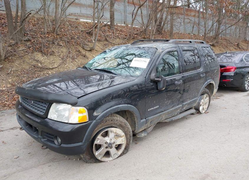 Photo 2 of 2004 Ford Explorer NBX/XLT (VIN 1FMZU73K34ZA83096)