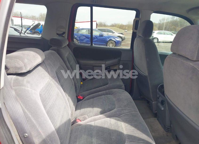 Photo 8 of 2002 Ford Explorer XLT (VIN 1FMZU73K42ZC91288)