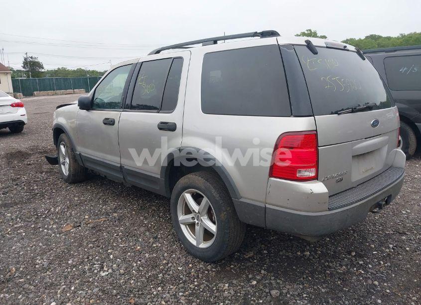 Photo 3 of 2003 Ford Explorer NBX/XLT (VIN 1FMZU73K43UB93814)